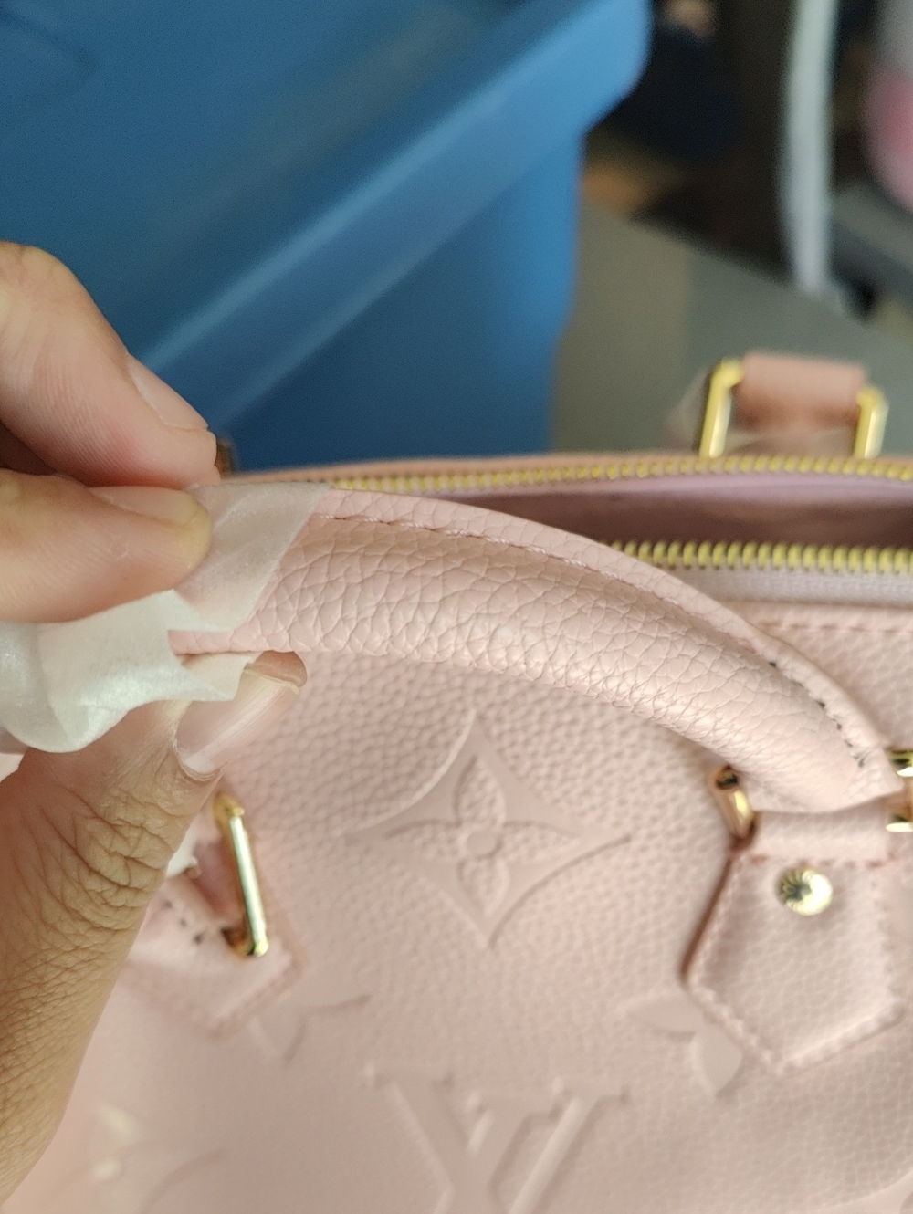 Small Pink Embossed Handbag - Picture 4 of 9